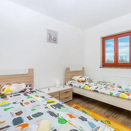 House Lana Malinska