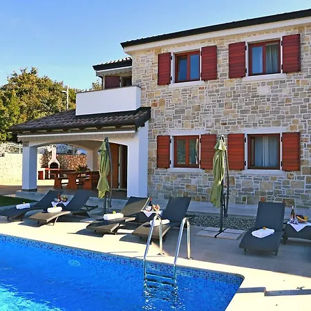 House Lana Villa *