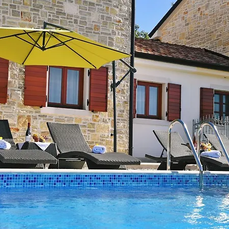 Villa House Lana Malinska